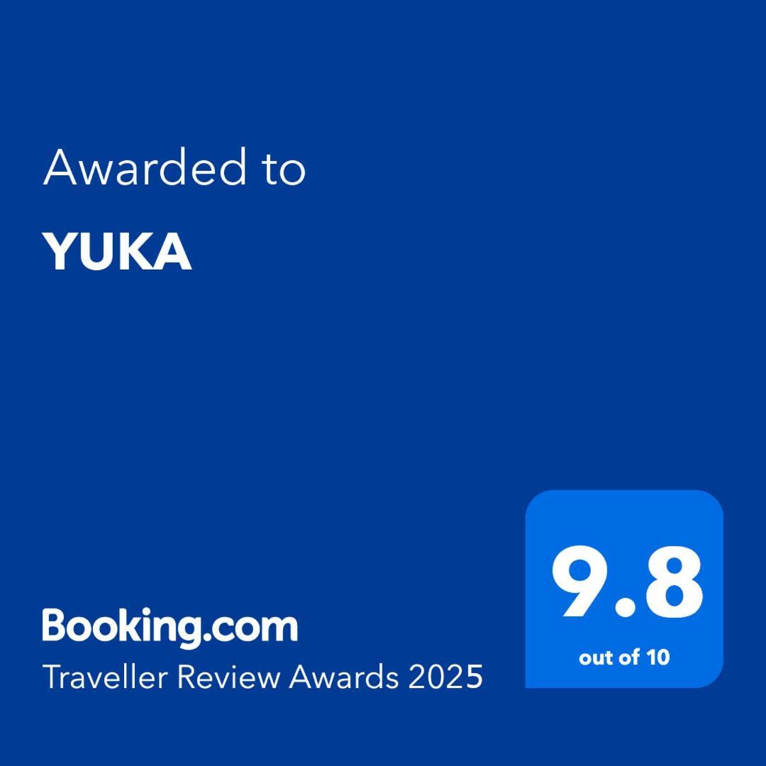Hotel Yuka Vama Veche Exteriér fotografie